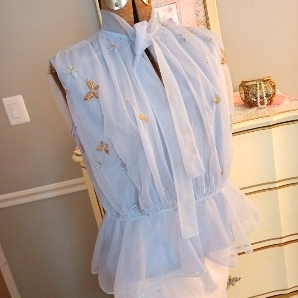 RARE, VINTAGE "EYEFUL BY THE FLAUMS" BLUE NYLON CHIFFON TOP! LIKE NEW! - Picture 16 of 17
